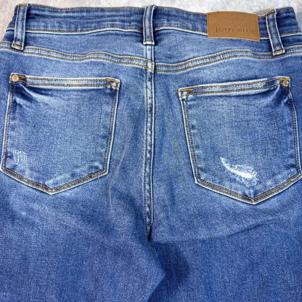 Judy Blue Dad Jeans Distressed Raw Hem Medium Wash JB82605MD Mens 9/29